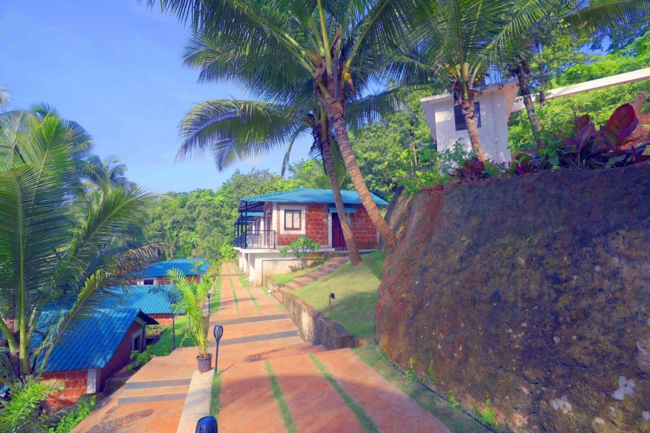 Atmani Waterfront Resort Cola Exterior foto