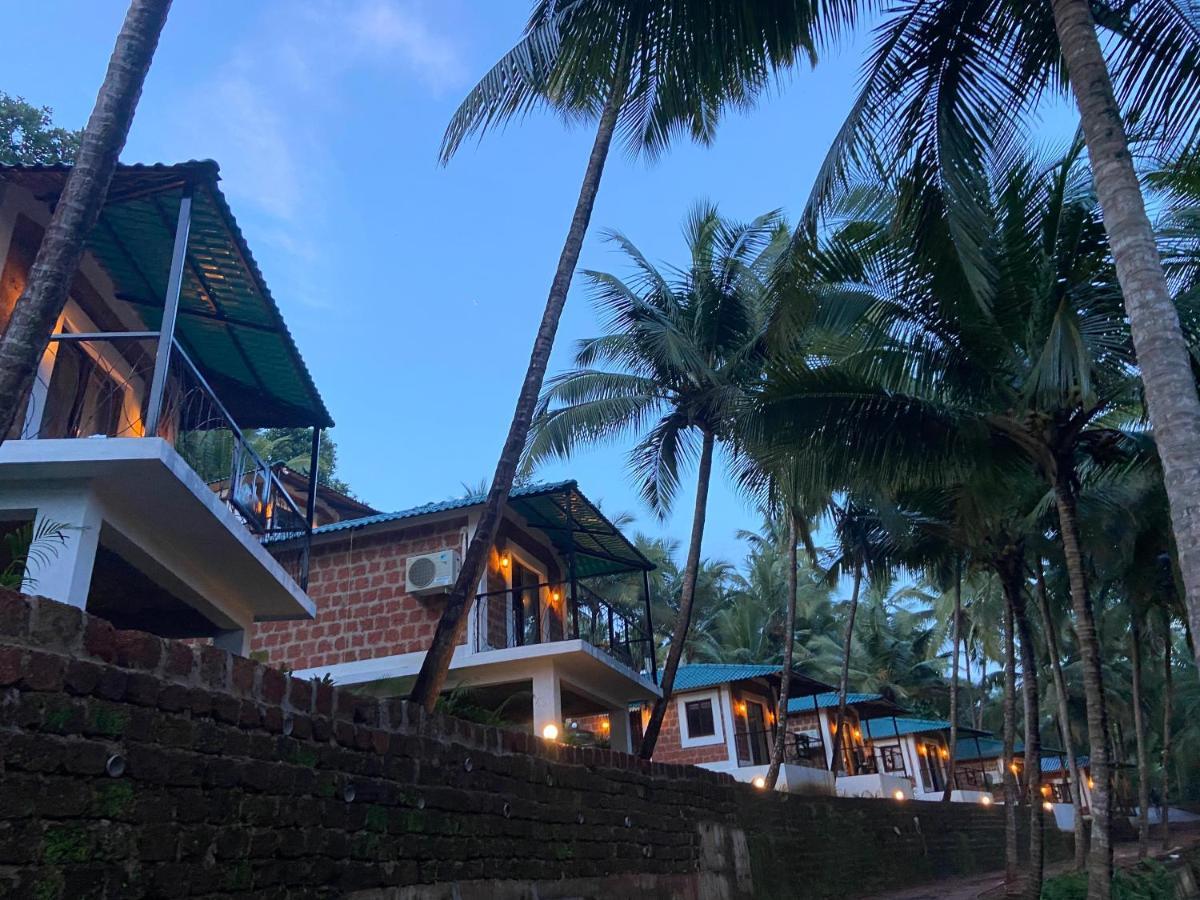 Atmani Waterfront Resort Cola Exterior foto