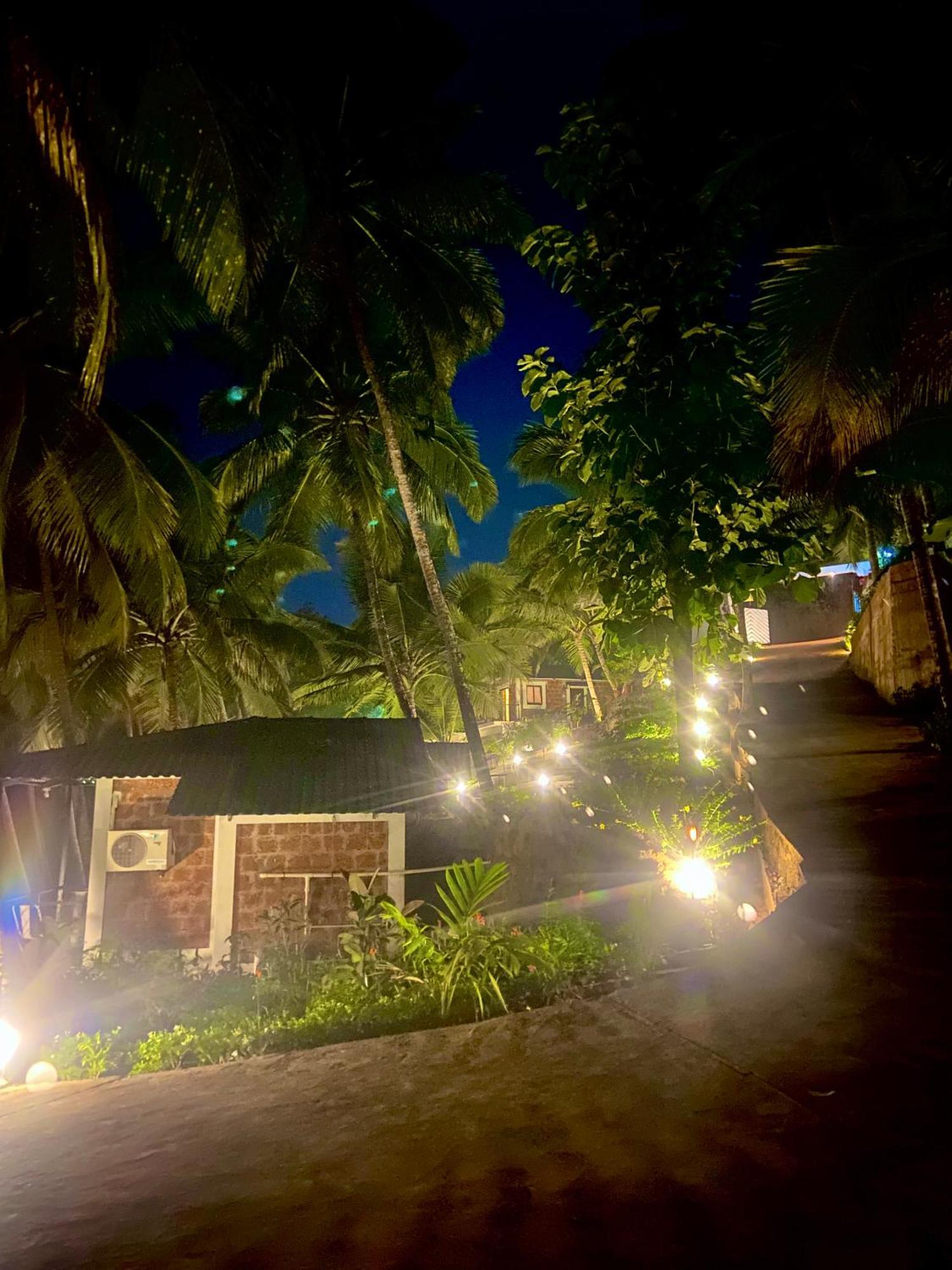 Atmani Waterfront Resort Cola Exterior foto